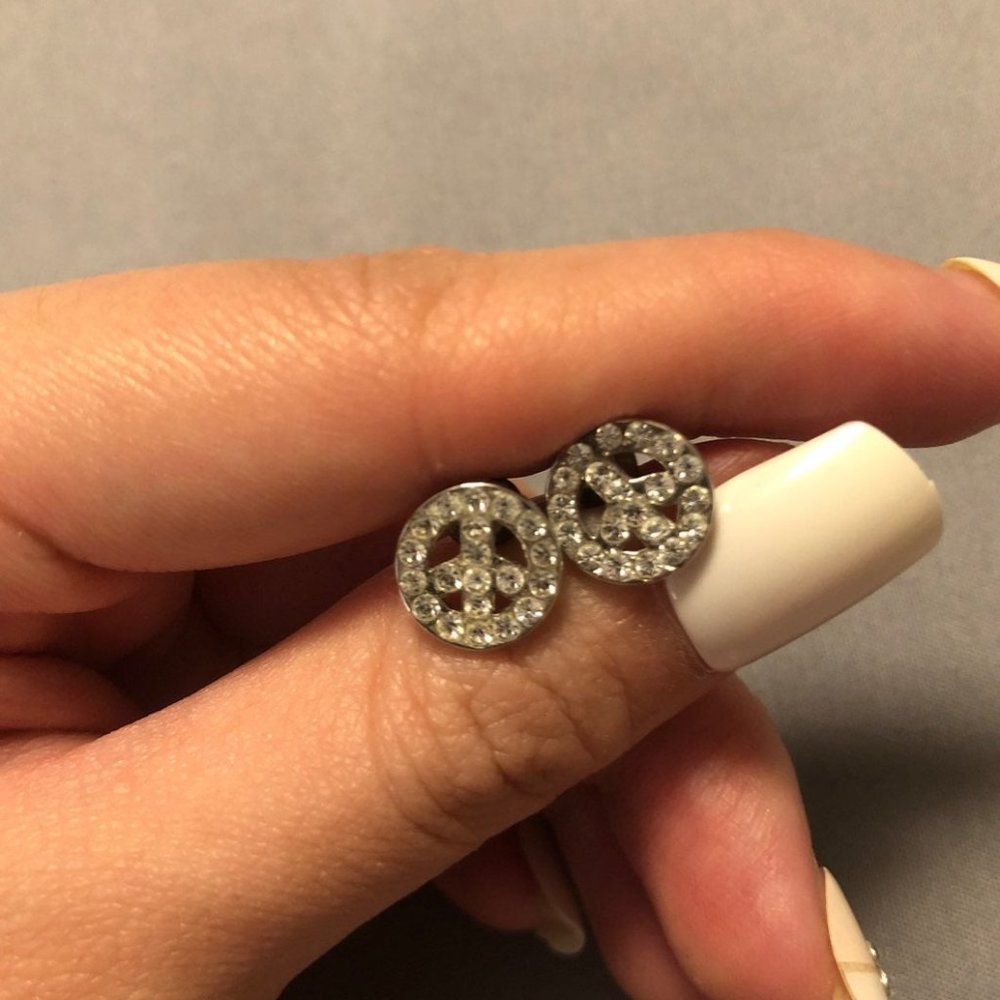 Peace stud earrings